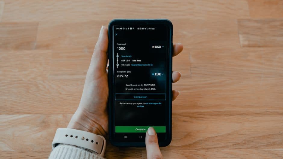 AM APPS LTD IAT PAYPAL Charge
