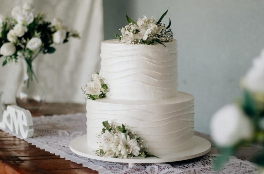 How to Personalize Your Cake Beyond the Name