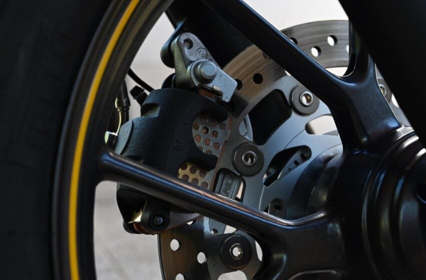 Ensuring Peak Performance: The Role of 4WD Brake Pads in Off-Road Safety