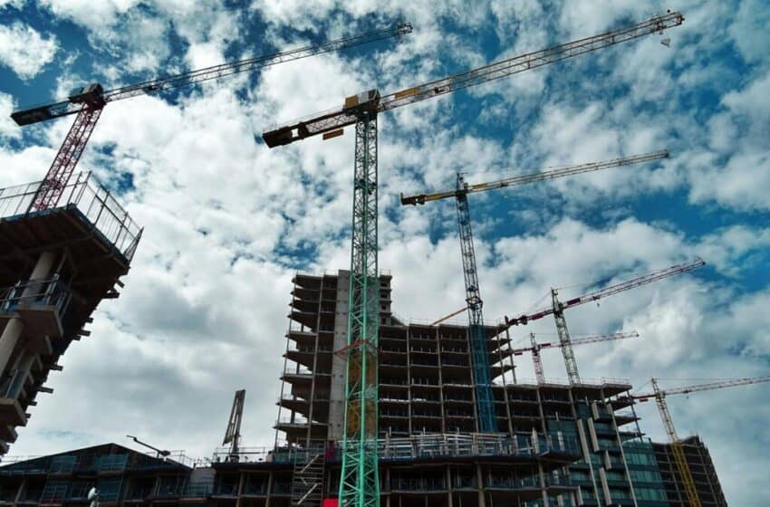  Managing Multiple Projects? Why Centralized Software Is a Game Changer