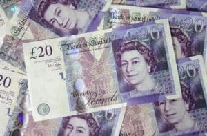 Why Children Should Learn About Money Management Through Small Business Ventures