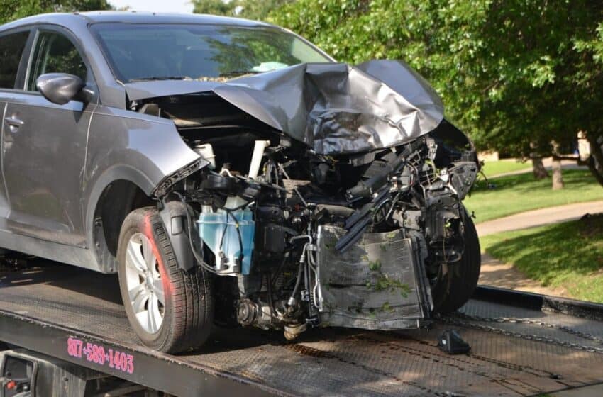  When to Hire an Attorney After a Car Crash: Signs the Case Is More Complex Than It Seems